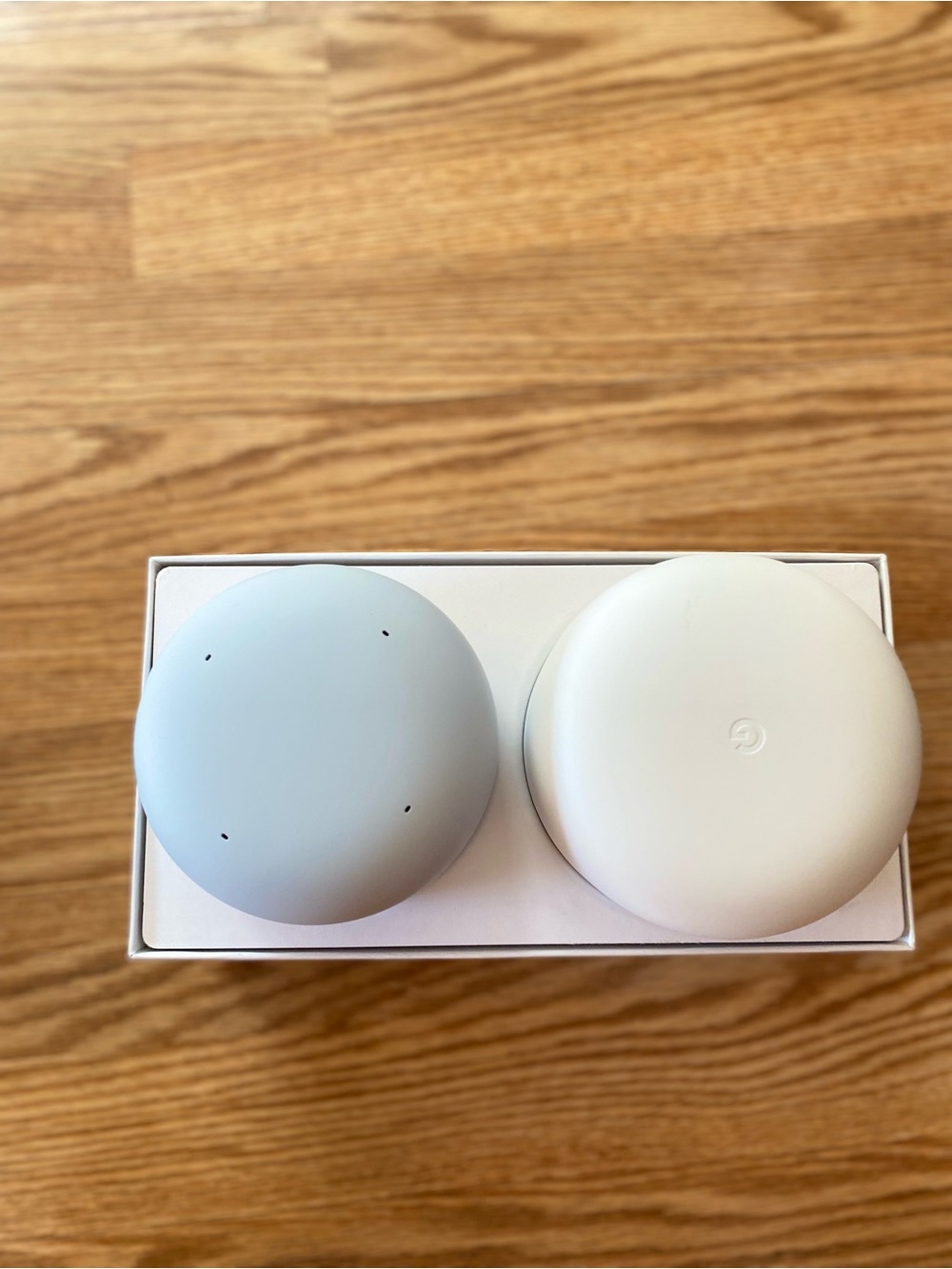 SmartGoogle Nest Wifi Router and Point - Picture 3 of 6